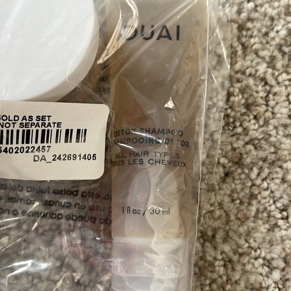 OUAI Travel Size Set - Picture 7 of 8